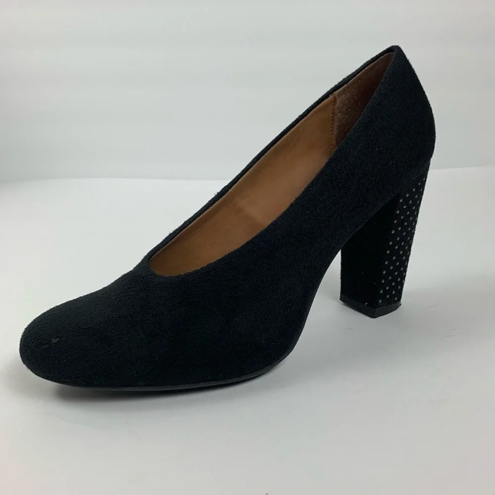 Nicole Black Genuine Leather Suede Chunky Heels Metal Studs Size 7.5 Like New